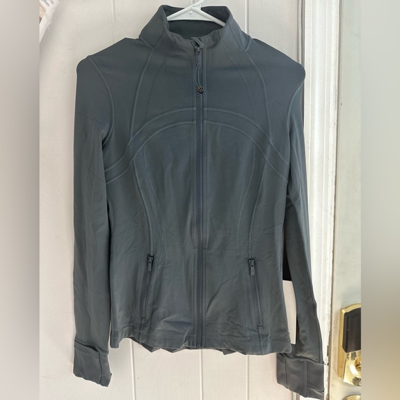 NWT! Lululemon Define Jacket Nulu Color: Oil Grey - Picture 2 of 3